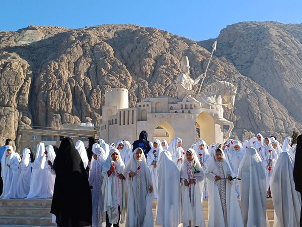 جشن تکلیف و آغاز بندگی و عبودیت، دختران زرقانی 