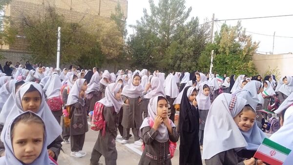 مراسم آغاز سال تحصیلی جدید در دبستان شهید نجفی فدافن 