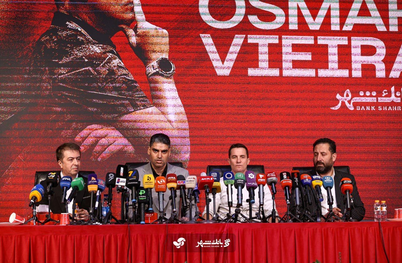 حدادی: با سه روز مذاکره اوسمار را جذب کردیم/ تلاش می‌کنیم پرسپولیس روزهای خوب داشته باشد