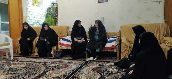 دیدار با مادر شهید به مناسبت بزرگداشت روز شهدا