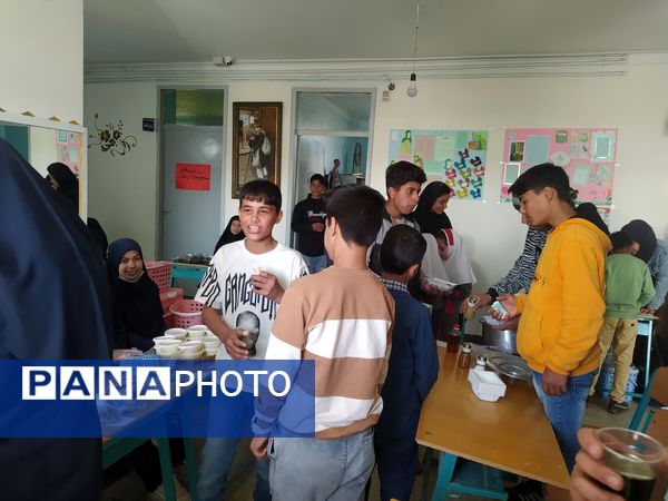 برگزاری بازارچه دانش‌آموزی در مدرسه امیرکبیر ایجرود