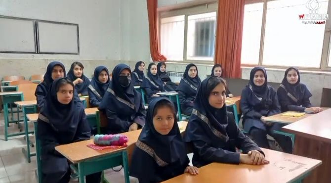 جشن جوانه‌ها در دبیرستان متوسطه اول مکتبی جابر ناحیه ۵اصفهان