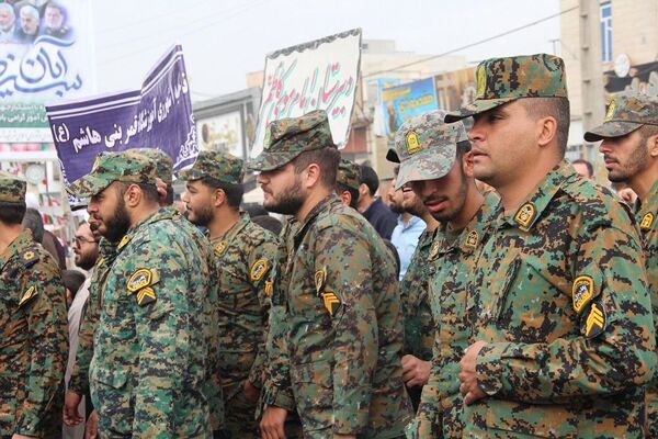 راهپیمایی ۱۳ آبان در شهر قیامدشت ری یک