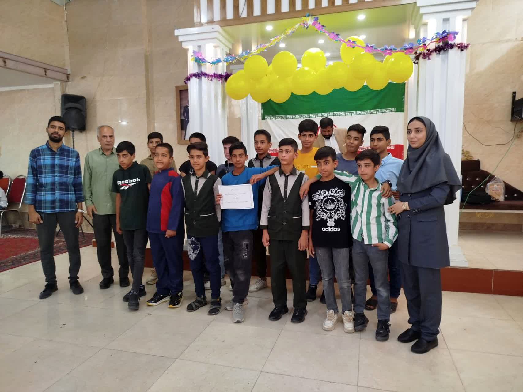 جشن فارغ‌التحصیلی  دانش‌آموزان پایه ششم دبستان شهید پسندیده  فدافن