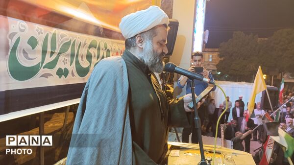 صد و یکمین شب هم‌بستگی؛ تجدید بیعت دوباره مردم نورآباد با آرمان‌های رهبری