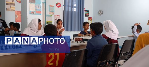 برگزاری مسابقه شطرنج میان دانش‌‌‌آموزان ابتدایی در فین