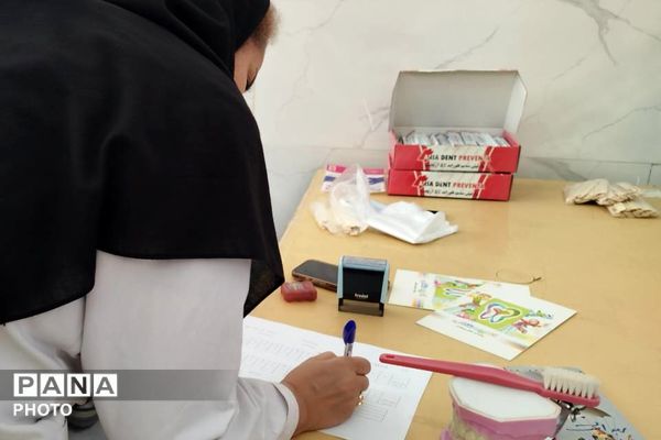 هم‌افزایی هلال‌احمر و شبکه بهداشت با آموزش و پرورش  برای سلامت دانش‌آموزان شهرستان قدس
