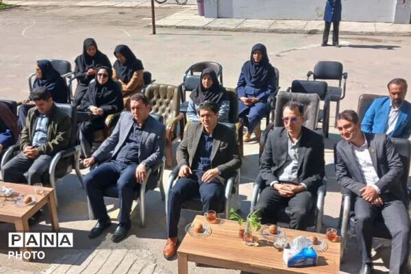 سالروز آزادسازی خرمشهر در دبستان نشاط و دبیرستان رضوان 
