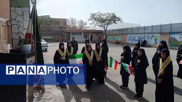 برگزاری جشن جوانه‌ ها در مدرسه حضرت سکینه (س)