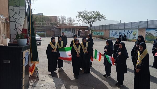 برگزاری جشن جوانه‌ ها در مدرسه حضرت سکینه (س)