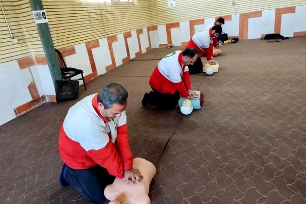 62 مانکن به واحدهای آموزش هلال‌احمر خوزستان اختصاص یافت