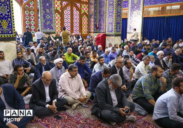 برپایی آیین بزرگداشت دولتمردان شهید در مسجد حظیره یزد 