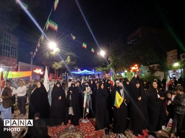 اجلاسیه سراسری نماز و تجلیل از پیشگامان این عرصه  در بستر اجتماعات شبانه 
