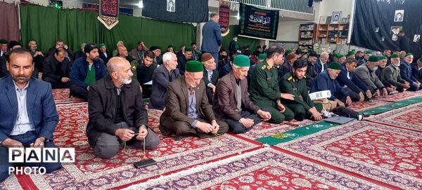 اقامه نماز جمعه عبادی سیاسی در  هفته آخر در اسفند ماه 