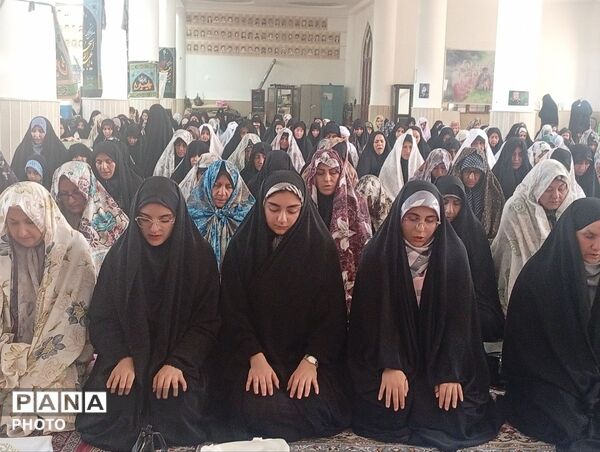 آیین عبادی وسیاسی نماز جمعه مردم  نظرآباد