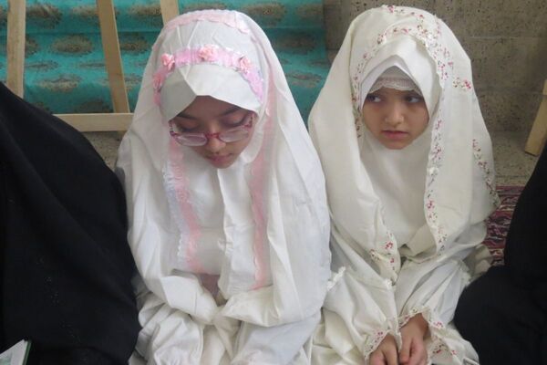 مهمانی نور در هفته قرآن و عترت