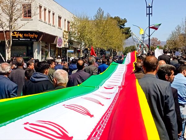 مردم کاشمر با سر دادن فریاد مرگ بر اسرائیل روز قدس را گرامی داشتند