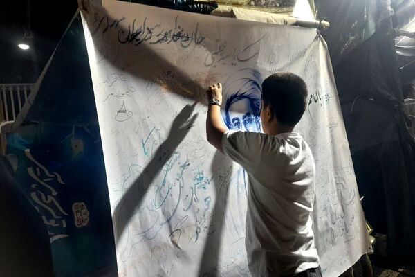 طنین دلتنگی نهاوندی‌ها برای رهبر شهید انقلاب