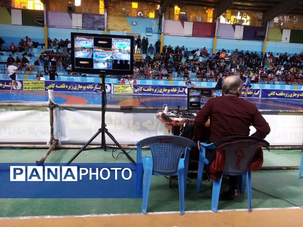 رقابت ۳۵۰ کشتی گیر در تربت جام 