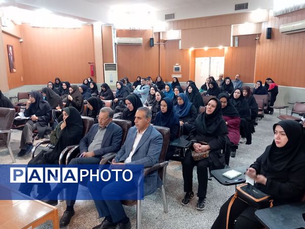 همایش هفته بهداشت روان مشاوران مدارس ناحیه ۶ مشهد