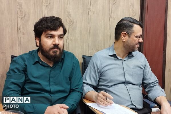 آئین تجلیل از فعالان حوزه پرورشی مدارس متوسطه بهارستان دو