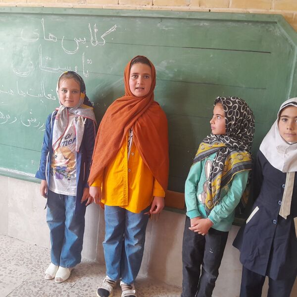 کلاس‌های داغ تابستانی روستای پارام