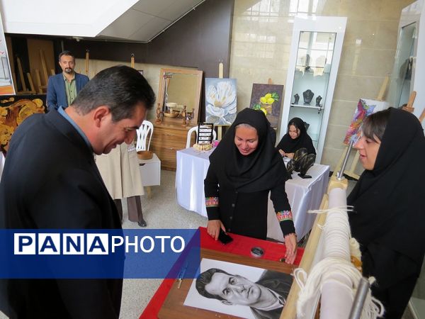 آیین تجلیل از معلمان نمونه استانی در بجنورد