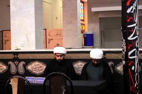 حضور پرشور مردم بندرعباس در نماز جمعه به امامت حجت‌الاسلام والمسلمین محمدعبادی‌زاده