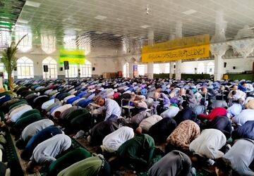 نماز جمعه شهرستان کاشمر در جمعه خشم