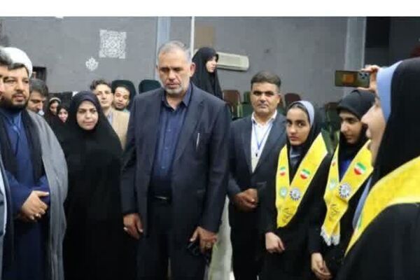 نخبگان قرآن ،عترت و نماز با نماینده ی مردم اهواز در مجلس شورای اسلامی دیدار کردند
