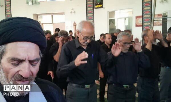 عزاداری واقامه نماز ظهر تاسوعای حسینی در مسجد غریب فدافن