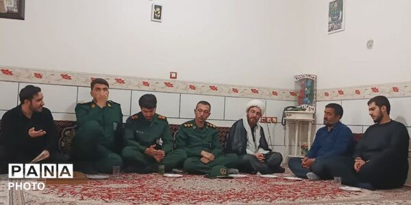 دیدار اعضای کمیته خادم الشهدا شهرستان کبودرآهنگ با خانواده شهدا