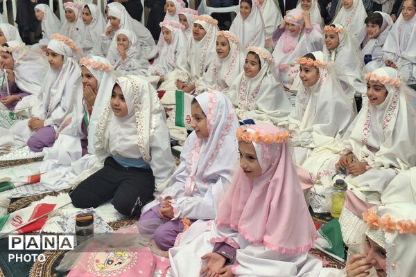 جشن بندگی دانش‌آموزان مدارس منطقه پردیس