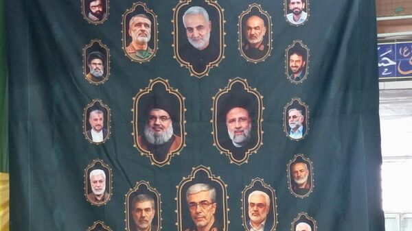 حضور پرشور دانش آموزان و اقشار مردم در جشن 22بهمن روستای سرتشنیز 