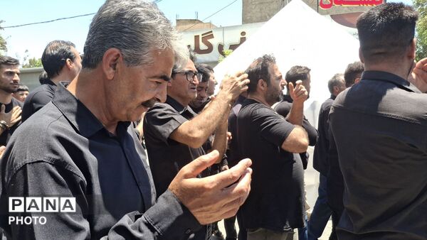 مراسم صبح عاشورای حسینی در مسجد جامع امیرالمؤمنین با حضور عزاداران حسینی 