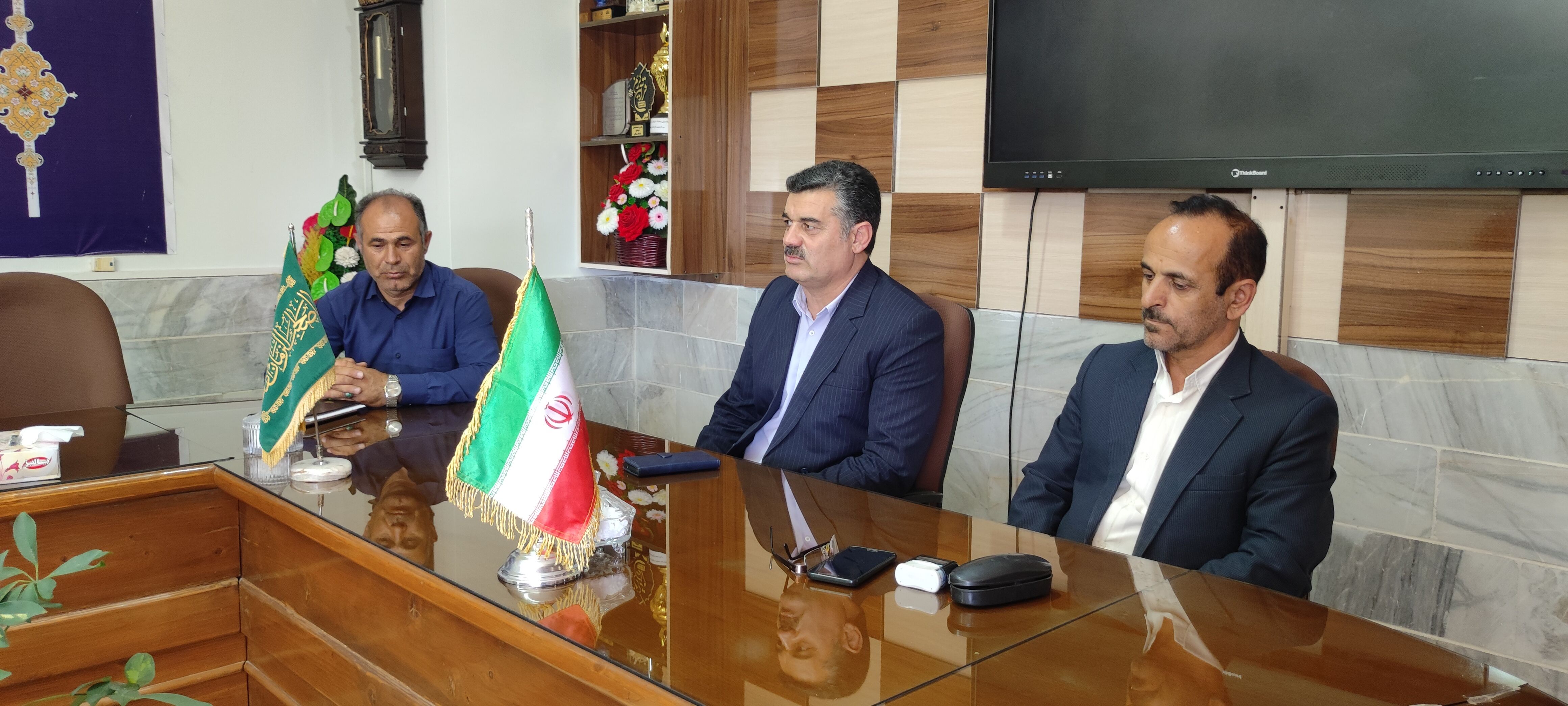 تجلیل مدیر آموزش و پرورش شهرستان شیروان از خبرنگاران پانا