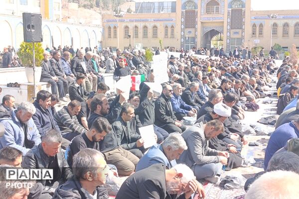 خروشِ بصیرت در صحن امامزاده جعفر (ع)؛ تالار قرآن پیشوا گنجایش دریای سوگواران مقتدا را نداشت