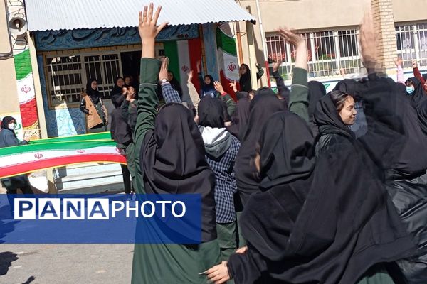 دهه فجر، جشن بصیرت و مقاومت؛ در دبیرستان حضرت معصومه (س) فیروزکوه