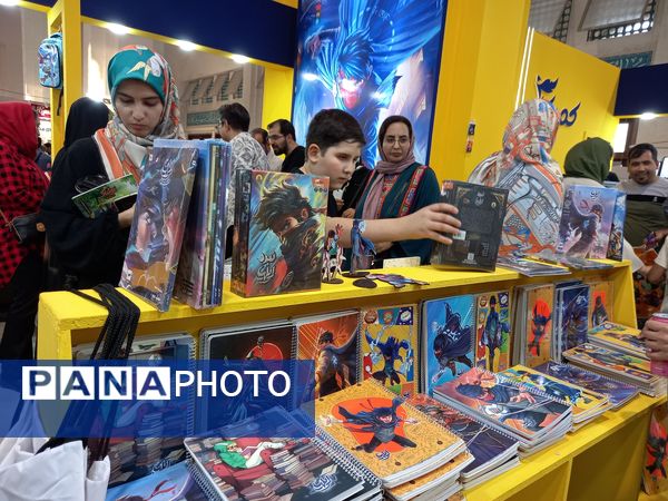 نمایشگاه بوی ماه مهر ویژه بازگشایی مدارس