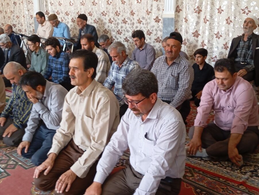 نماز جمعه در شهر تیتکانلو