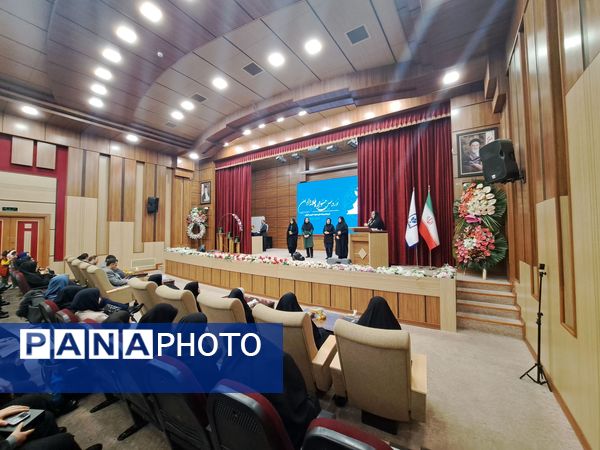 نوزدهمین جشنواره طلایه داران طرح و برنامه‌های معاونت آموزش ابتدایی 