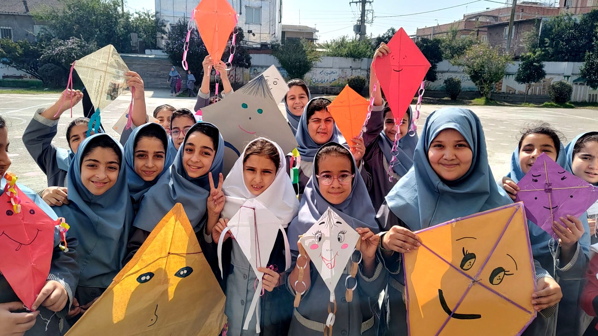 روز جهانی کودک در دبستان شهید احمدپور قائمشهر