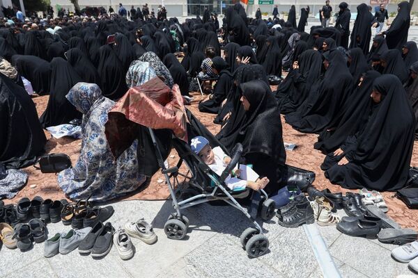 عزاداری ظهر عاشورا در مشهد 