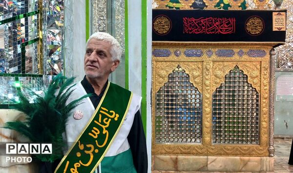 آیین تکریم خادمان مکتب شهادت به پاسداشت ارادتمندان رهبر شهید 