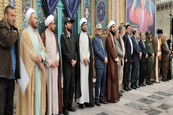 راهپیمایی استکبارستیزی شهرستان پیشوا در روز دانش‌آموز