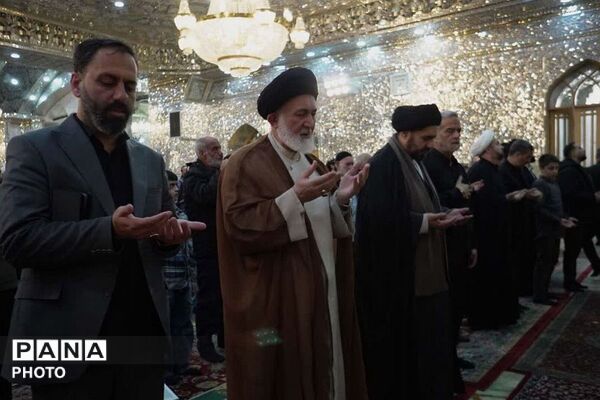 برپایی نماز عید سعید فطر در حرم حضرت عبدالعظیم حسنی (ع)