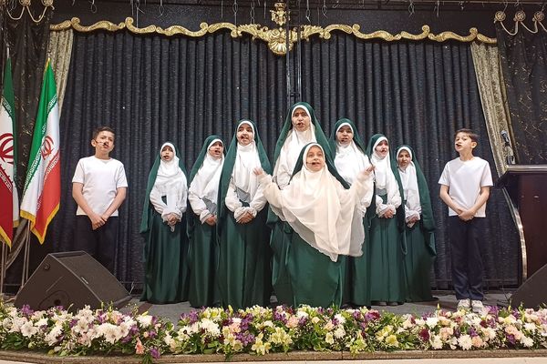 مراسم بزرگداشت مقام معلّم در تالار شباهنگ شهرستان شهریار