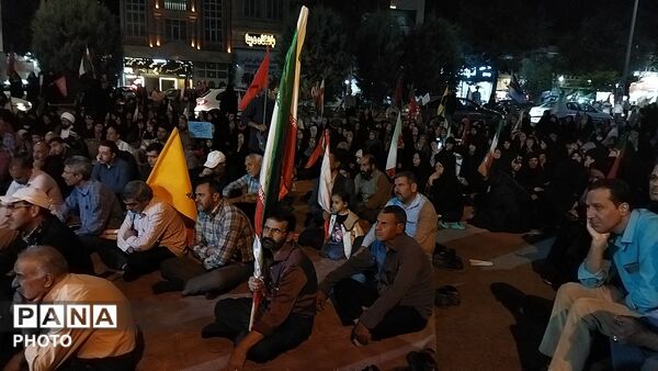 دویست و دو شب مقاومت در بلوار فضل نیشابور 
