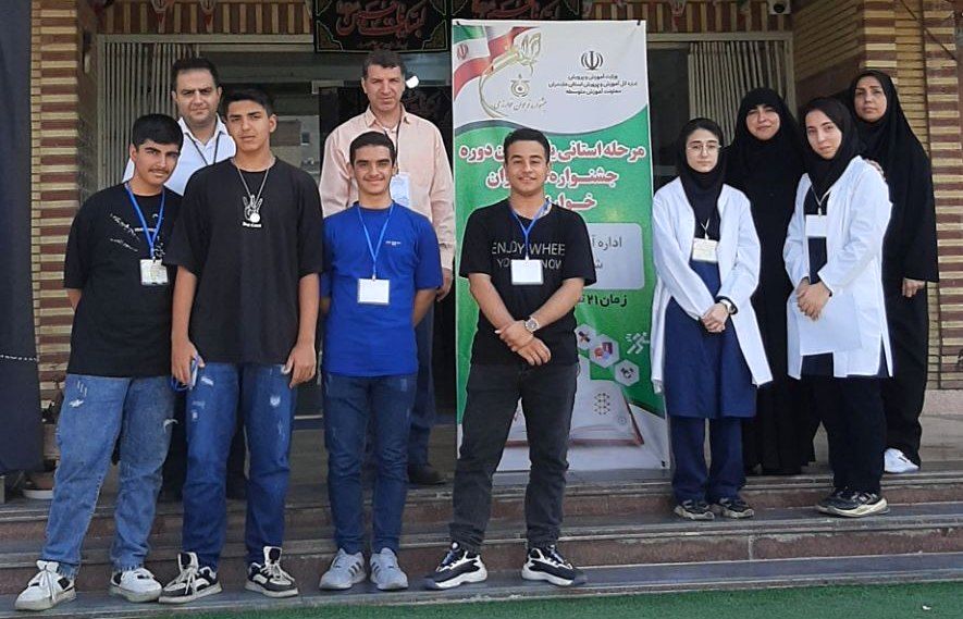 رقابت دانش‌آموزان ناحیه ۲ ساری در مرحله استانی جشنواره نوجوان خوارزمی