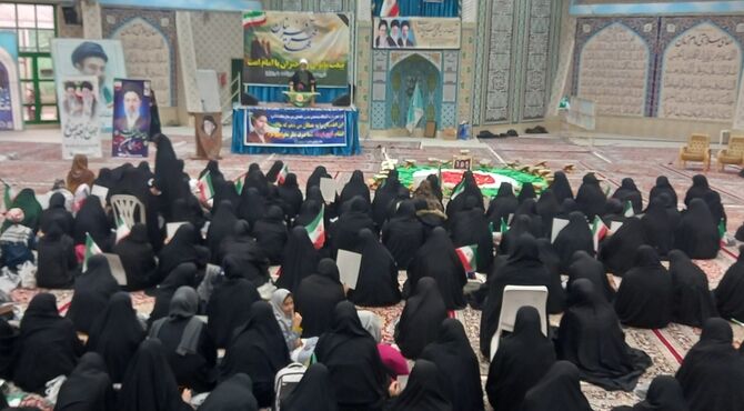 عهد مهر‌آفرینان ، بیعت بانوان  و دختران با امامِ امت